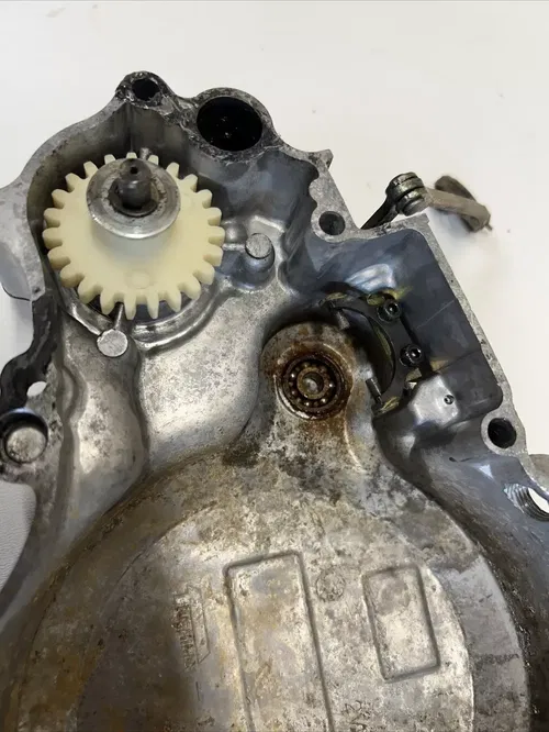 1988 yamaha yz250 Clutch Cover 2