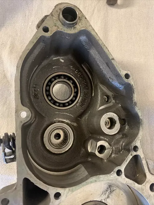 1985 ktm 500 engine case right side