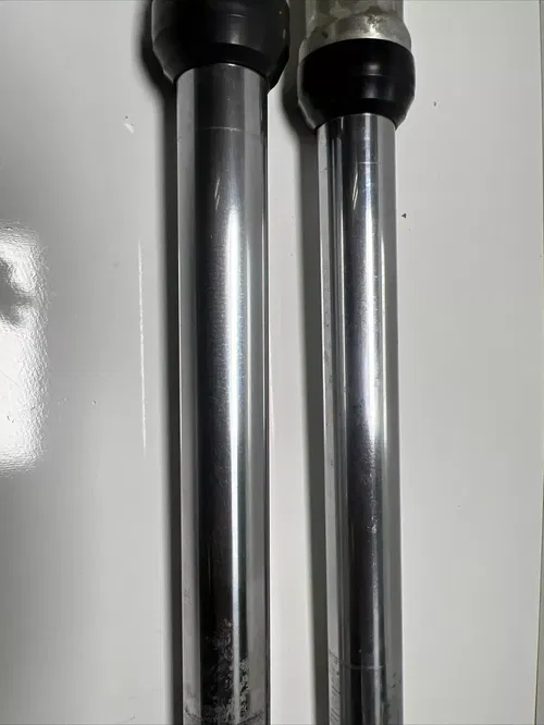 1985 kawasaki kx250 Front Forks / Front Suspension Shock