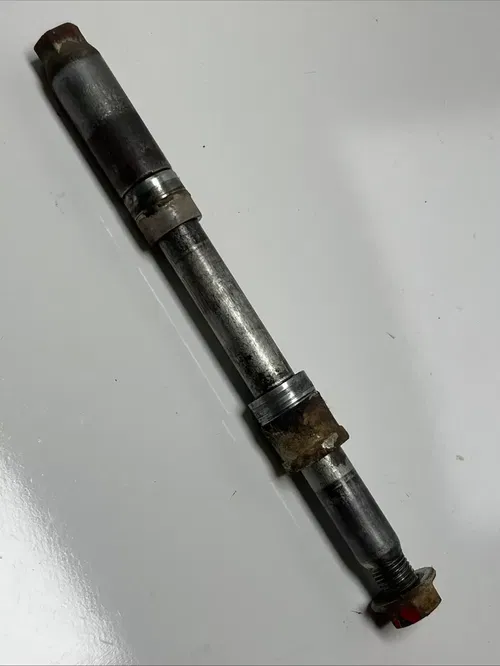 1992 honda cr250r Front Axle Bolt 3