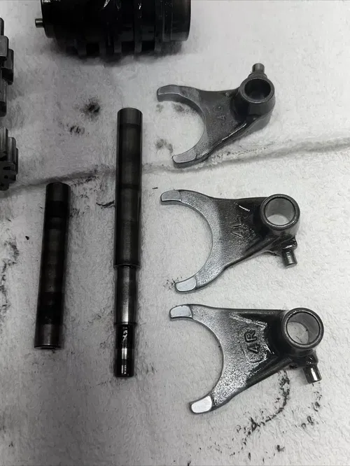 1984 honda cr250r Transmission Gear Set / Shift Forks/ Oem