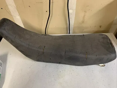 1990 ktm 250 seat
