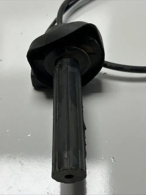 2004 Kawasaki Kx85 Throttle Assembly Tube And Cable
