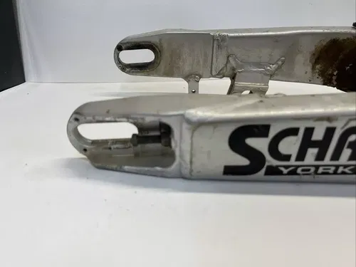 2000 Yamaha Yz426f Swingarm 2
