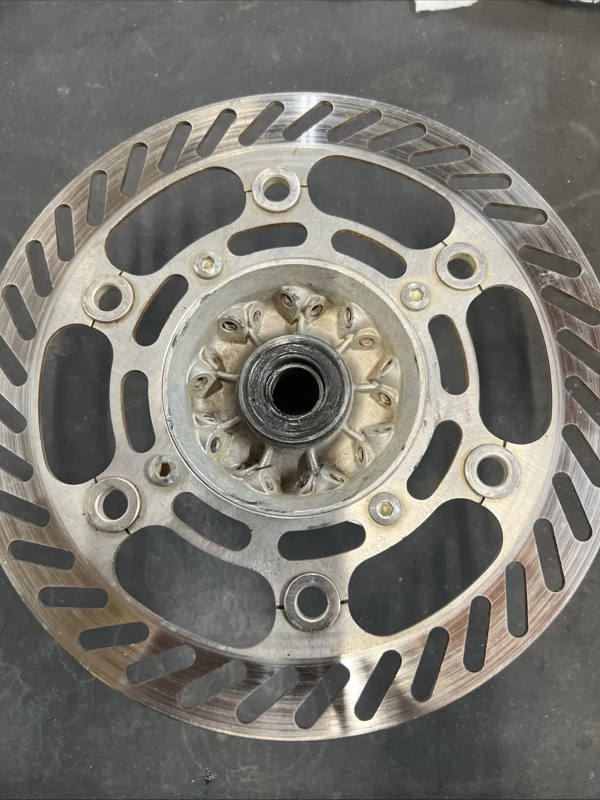 1996 Kawasaki Kx250 Front Wheel Hub