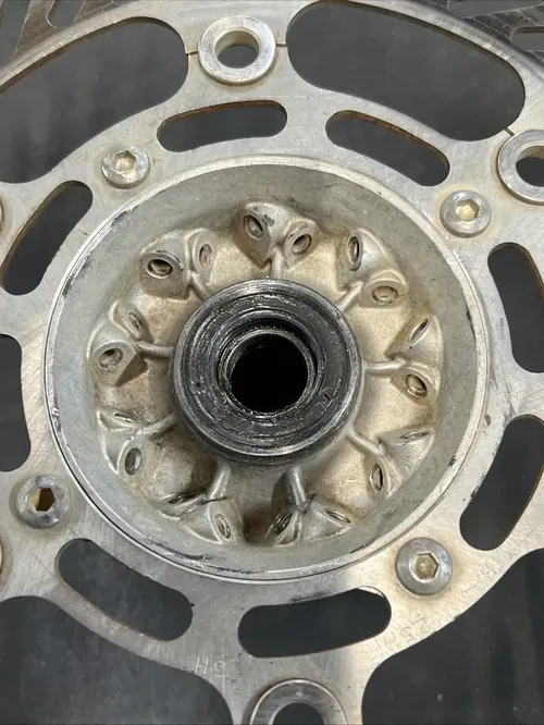 1996 Kawasaki Kx250 Front Wheel Hub