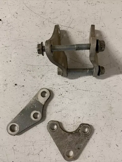 1994 Suzuki dr350 engine mount set