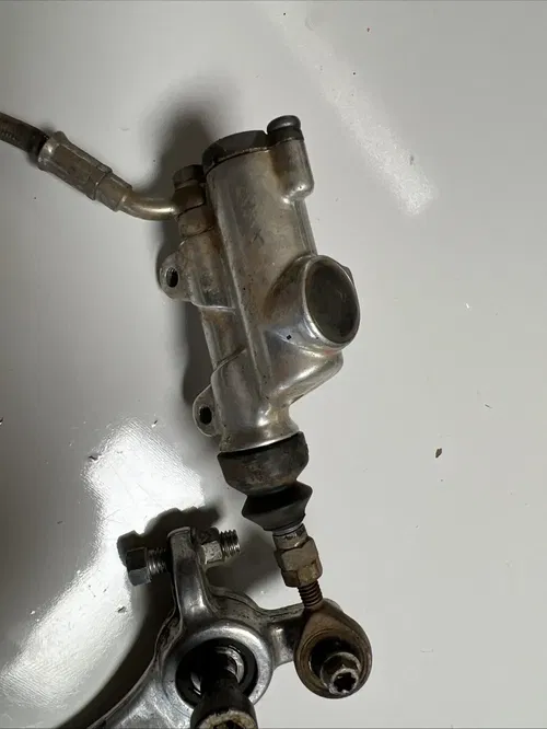 2009 Ktm 105sx Rear Brake Calipe Hose Master / New Ebc Pads 85 Sx