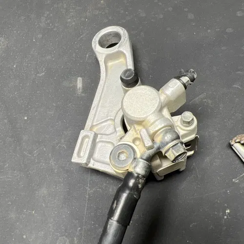 2011 honda crf450r Rear Brake / Caliper/hose/master/pedal