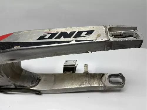 2004 honda crf250x Swingarm