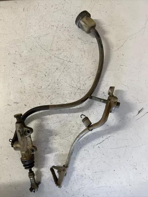 2003 ktm 525 exc Rear brake pedal master