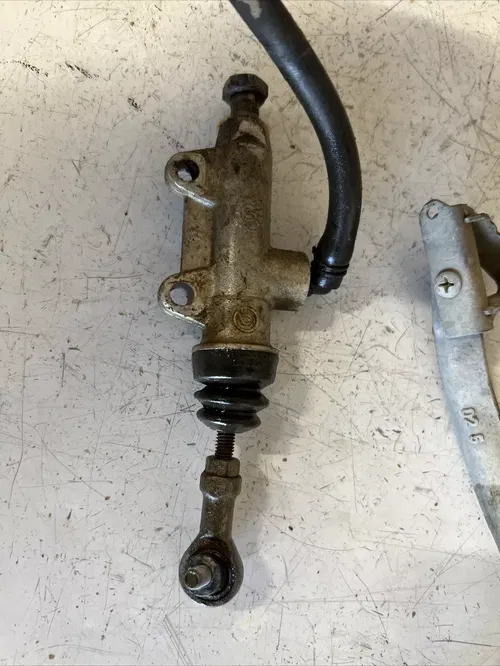 2003 ktm 525 exc Rear brake pedal master