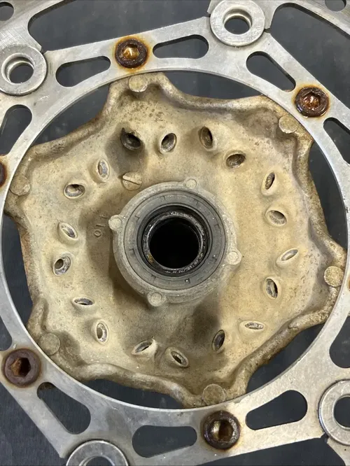 2001 Yamaha Yz426 Front Wheel Hub 3