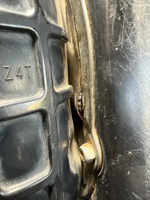 2001 Honda Cr125r Airbox/ Air Filter Box