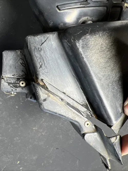 2001 Honda Cr125r Airbox/ Air Filter Box