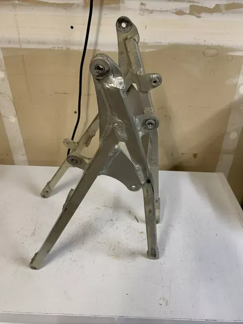 1999 suzuki rm125 subframe