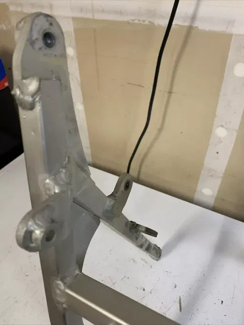 1999 suzuki rm125 subframe