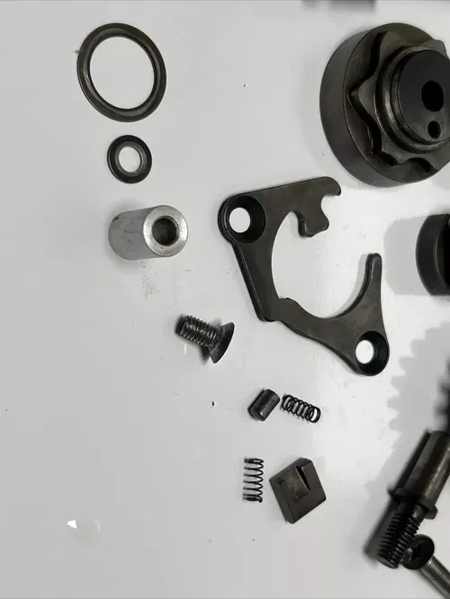1989 suzuki rmx 250 Miscellaneous Lower End Case Parts /kick Start/ Shift Shaft