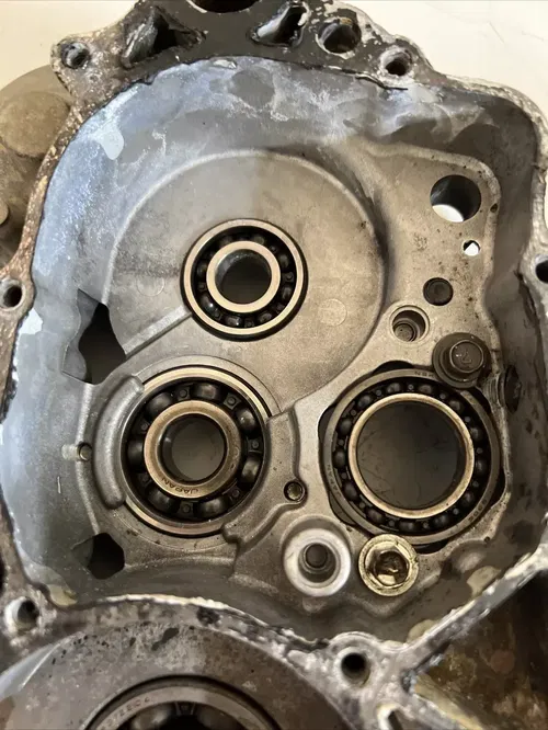 1990 Kawasaki kx125 right engine case crankcase