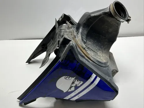 2007 yamaha yz450f Airbox/ Air Filter Box