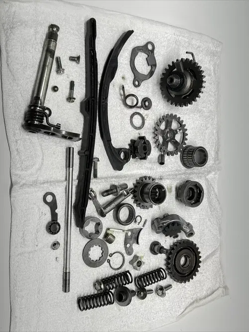2008 kawasaki kx250f Miscellaneous Engine Case Parts /kick Start Gear