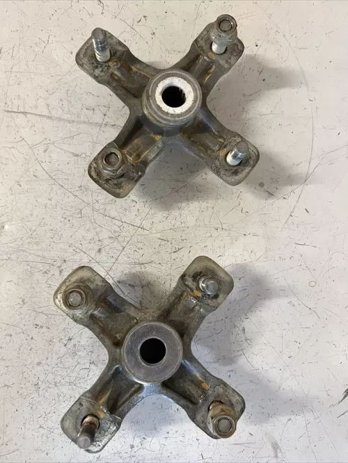 2007 yamaha raptor 700 rear axle hubs