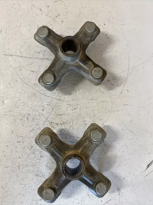 2007 yamaha raptor 700 rear axle hubs