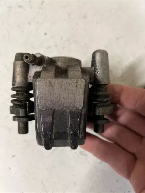 1988 suzuki lt250r front brake calipers 3