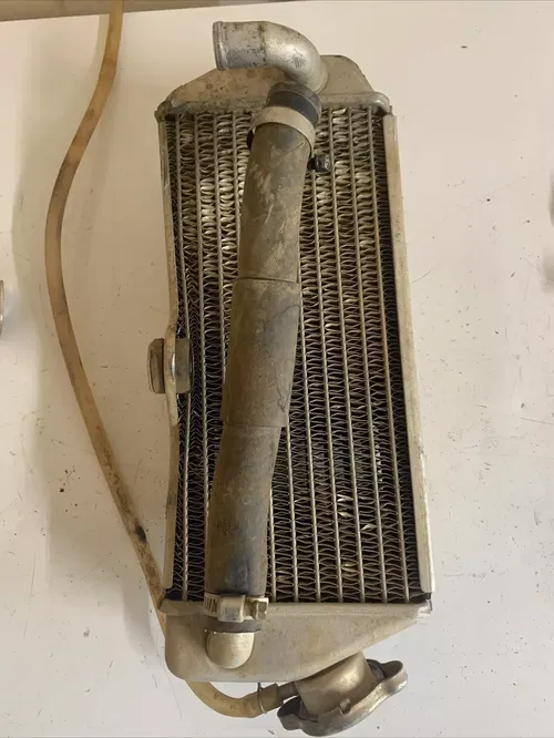 2002 yamaha yz85 radiator/ Radiator Guard works Connection