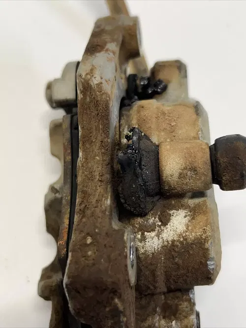 2002 Honda Cr250r Front Brake Caliper Master Hose