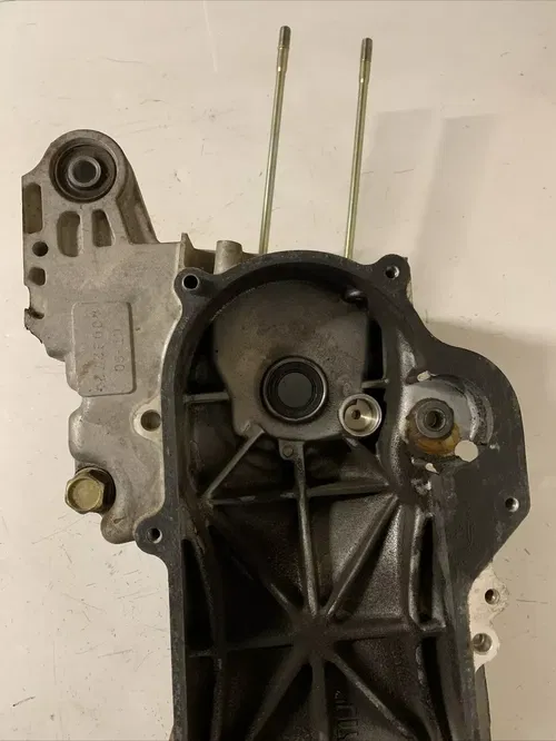 2004 arctic cat 90 2x4 left engine case crankcase