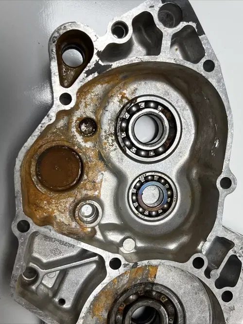 2002 suzuki rm85 Left Engine Case Crankcase