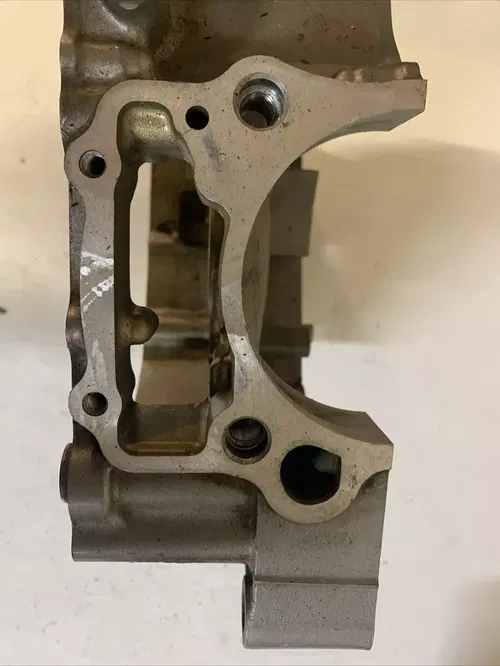 2015 honda crf250l right engine case crankcase
