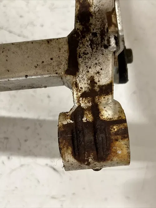 2006 yamaha ttr90 swingarm