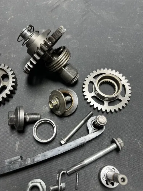 2011 honda crf450r Miscellaneous Engine Case Parts / Kick Start 2009-2012