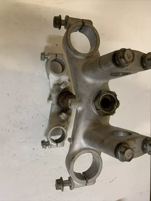 1989 Kawasaki kx80 triple clamp handlebar