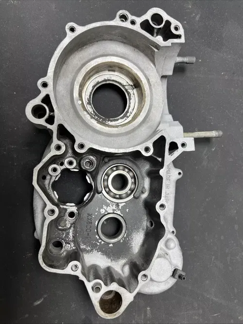1985 Kawasaki KX500 Right Engine Case Crankcase Oem Nice 1983-1985