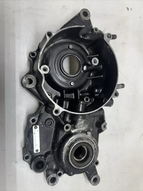 1984 honda cr250r Oem Left Engine Crankcase Case