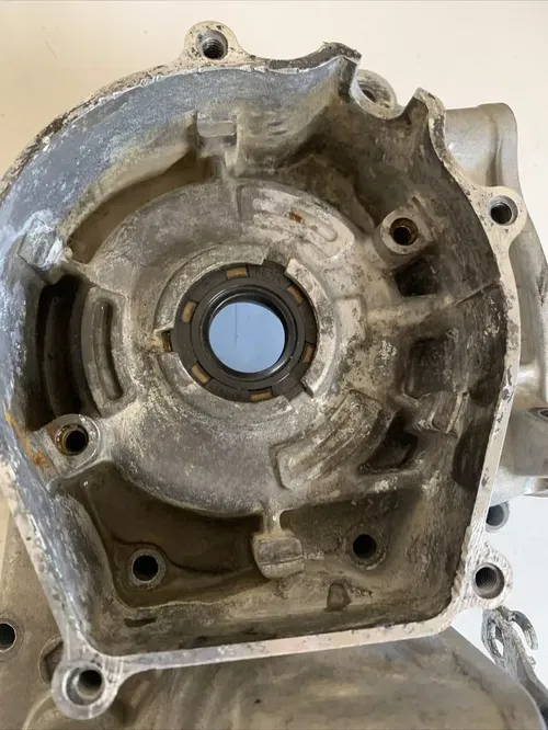 1988 Kawasaki kx250 left engine case crankcase