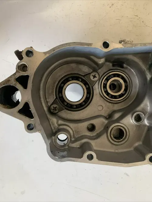 1988 Kawasaki kx250 left engine case crankcase