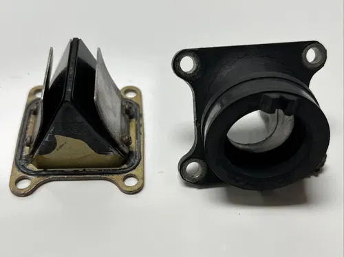 2004 Kawasaki Kx85 Reeds / Intake Boot  Reed