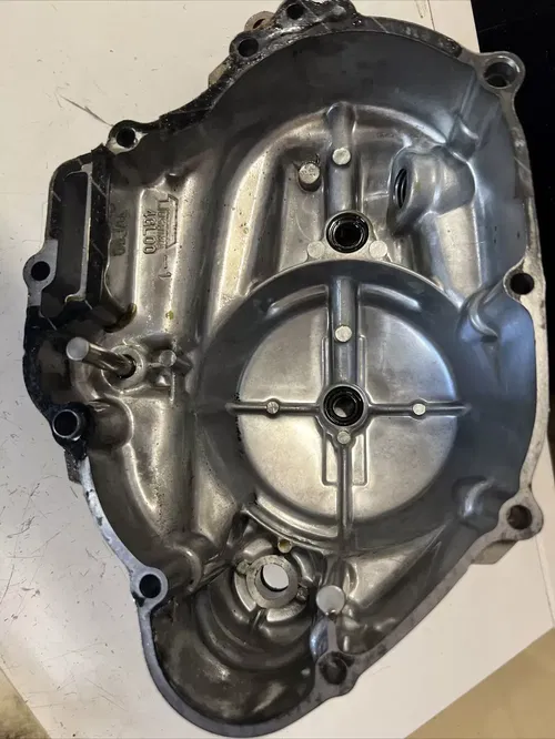 2005 Yamaha ttr90 clutch cover