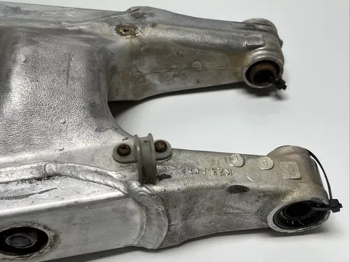 1993 honda cr250r Swingarm 3
