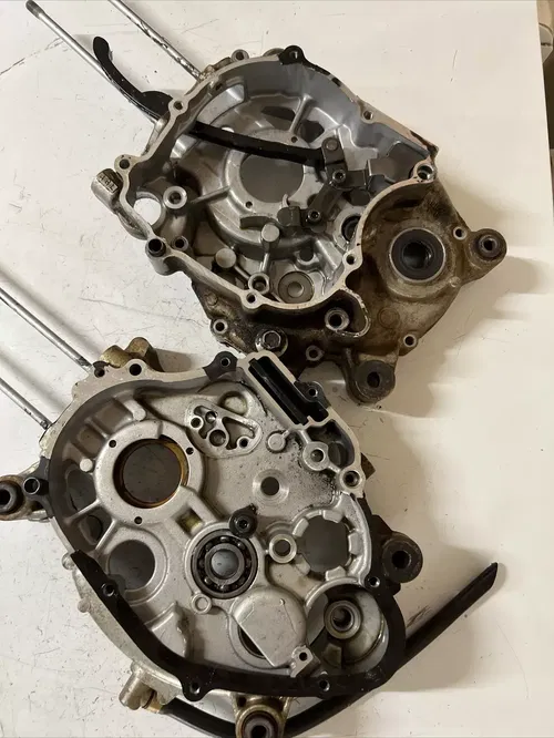 2005 yamaha ttr90 engine cases left right