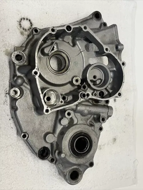 2006 suzuki rmz450 Left Engine Case /crankcase