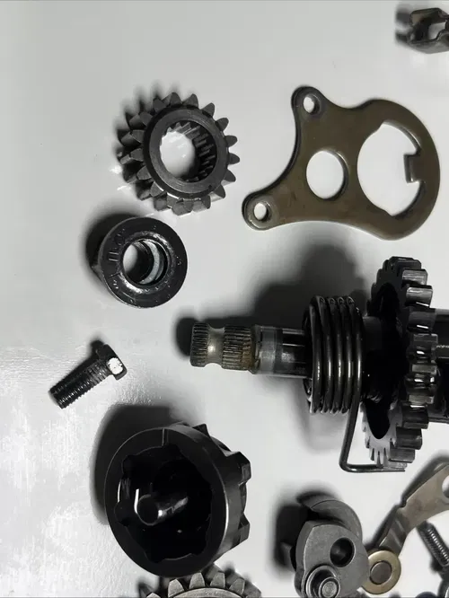 1999 Honda Cr80r Miscellaneous Engine Case Parts / Shift Shaft/kick Start Gear