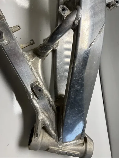 2001 honda Cr125r frame/main Frame