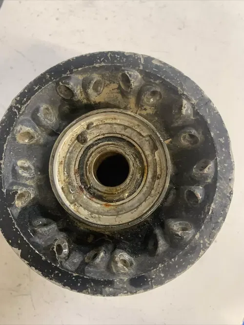 1987 honda Cr250r cr500 front wheel hub