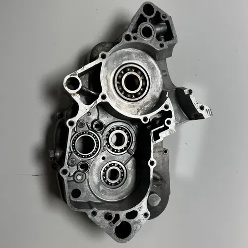 2001 kawasaki kx125 Engine Crankcase Case Right