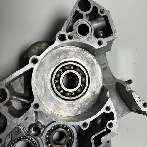2001 kawasaki kx125 Engine Crankcase Case Right